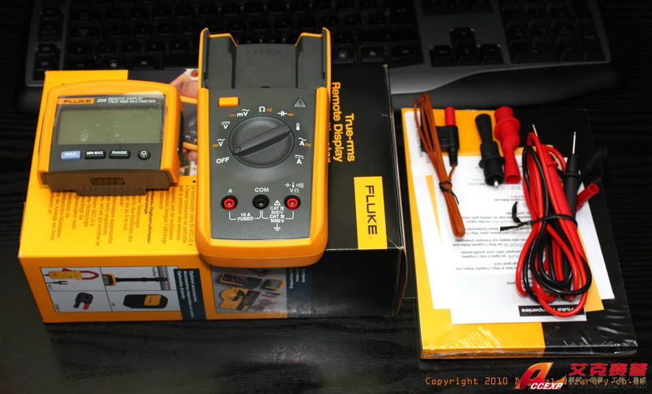 Fluke 233 數字萬用表(真有效值、遠程控制、顯示分離)圖片